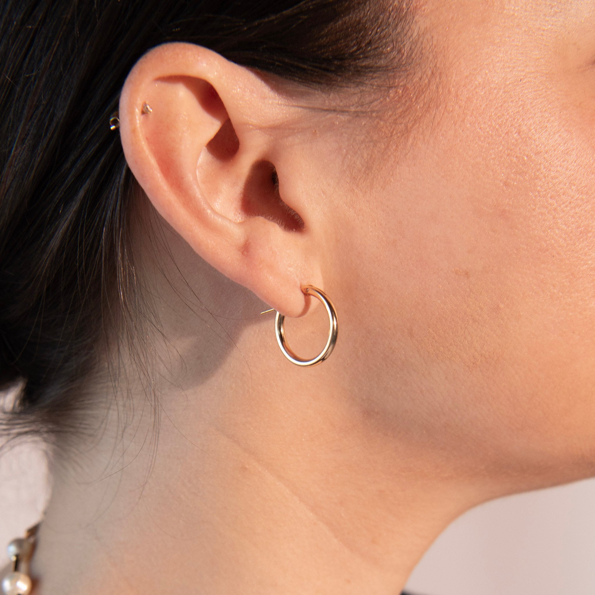 Medium 14k Gold Filled Tube Hoops - Jewel Ya