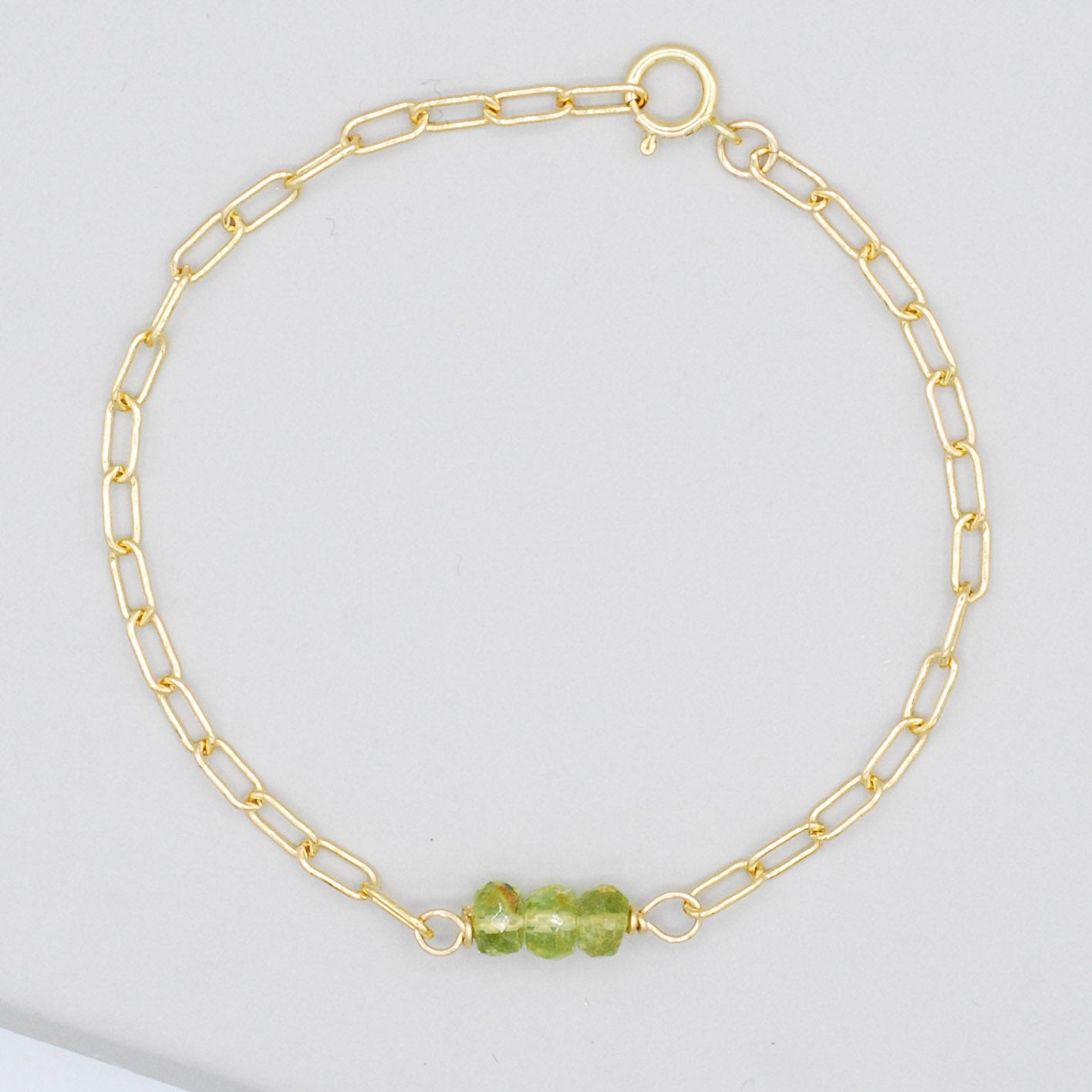 August Peridot Paperclip Chain Bracelet - Jewel Ya