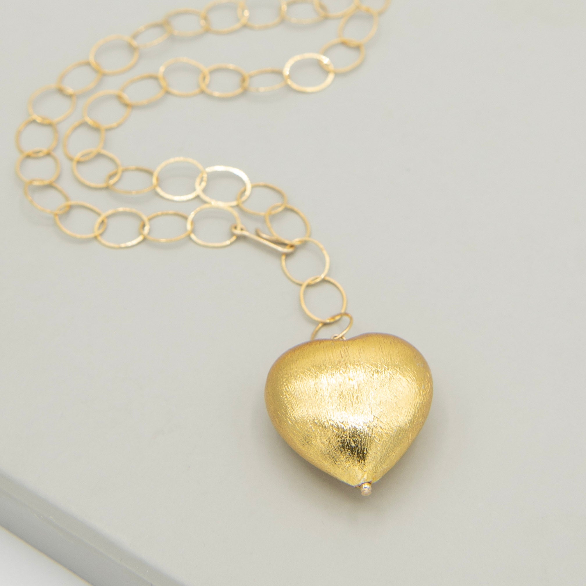 14k Gold Filled XL Puffy Heart Lariat Necklace - Jewel Ya