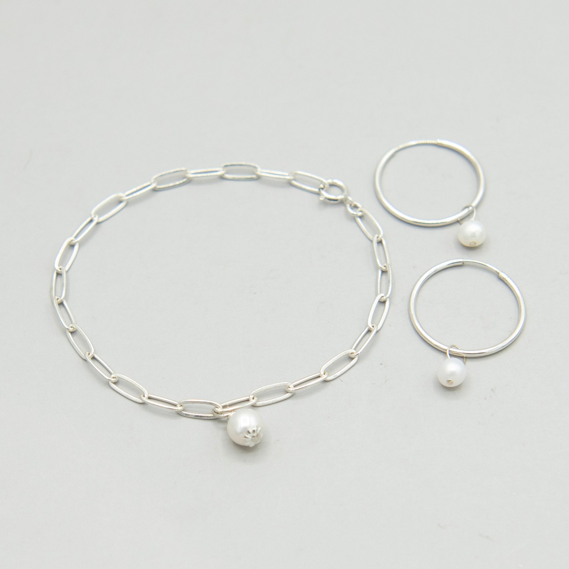 14k Gold Filled Chain Bracelet & Pearl Hoop Set