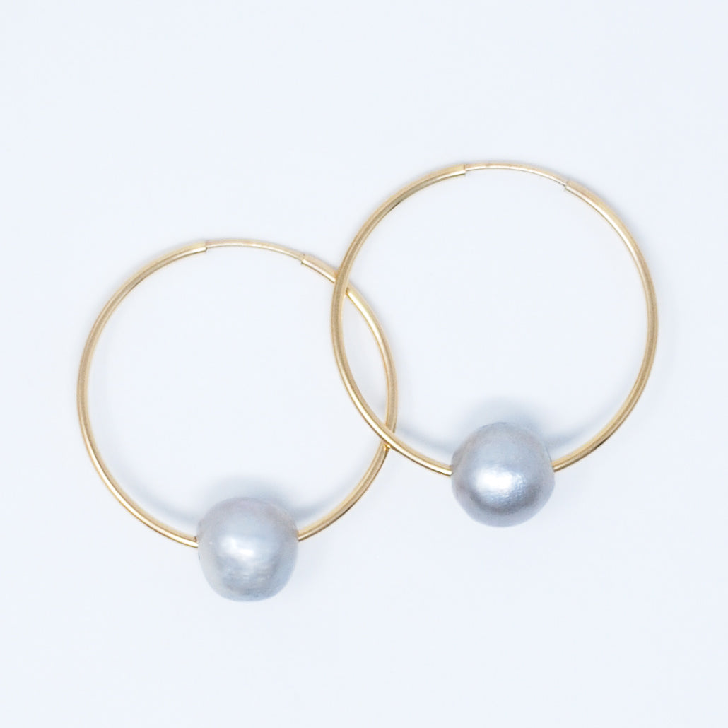 Hoops & Silver-Gray Freshwater Pearls